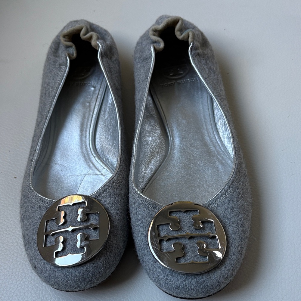 Tory Burch Silver Emblem Gray Loafers